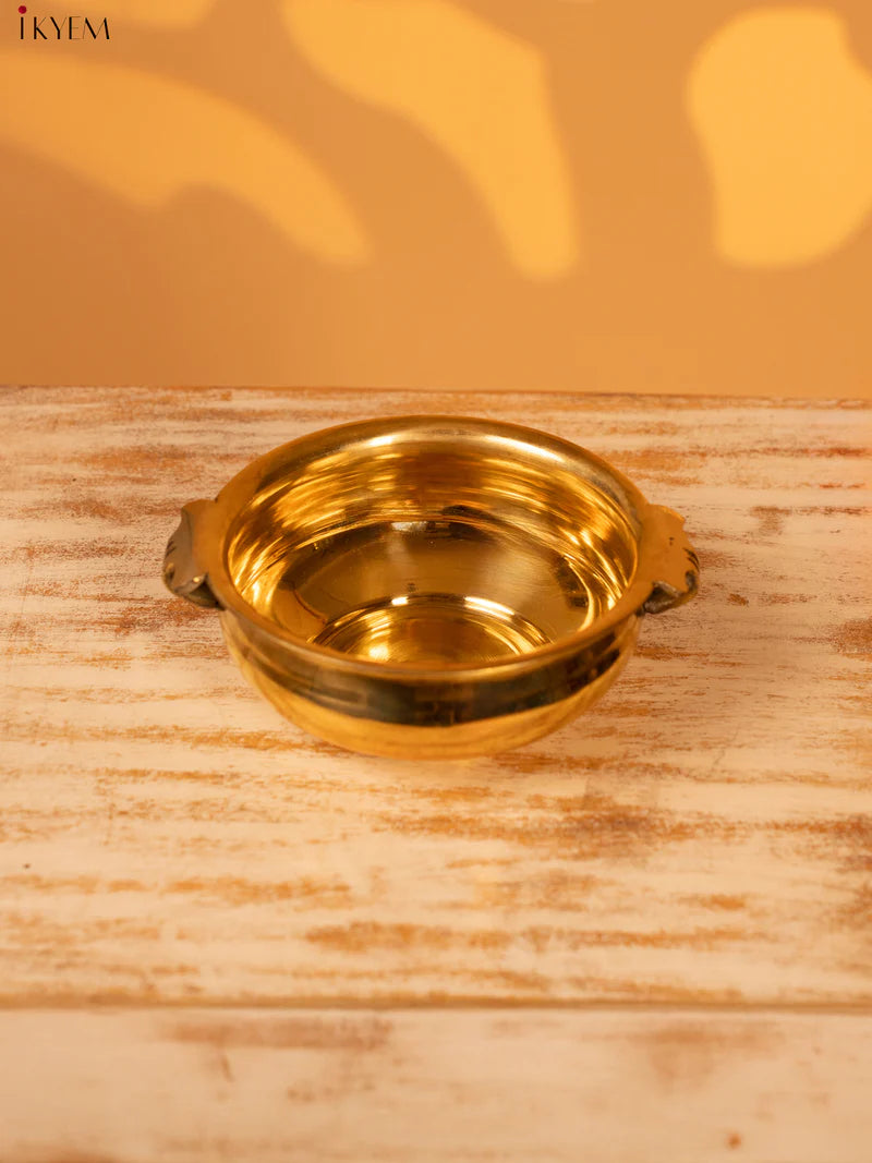 Brass Urli - Plain 6 inch - KK26130