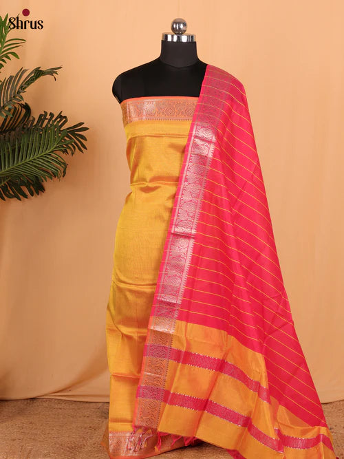 mangalagirisico top & dupatta combo
