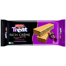 Britannia Treat Rich Crème Chocolate Flavoured Wafers