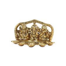 Lakshmi Ganesh Saraswathi with 5 Deep