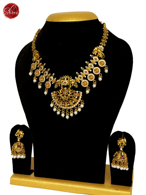 NECK PIECE & EARRINGS