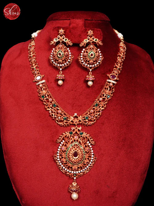 NECK PIECE & EARRINGS