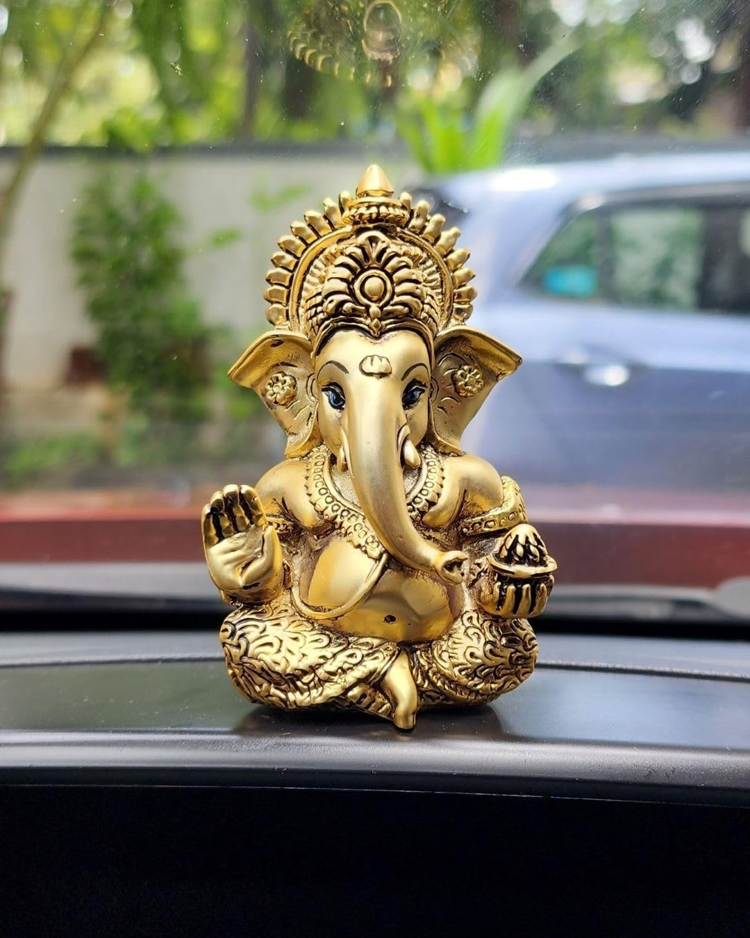 Gold Art India Ganesha Idol | Ganesh Statue for Home Decor | Ganesha murti for Office Desk, & Ganpati Idol for Car Dashboard | Unique Wedding & Birthday Gift (Gold Antique 3.5")