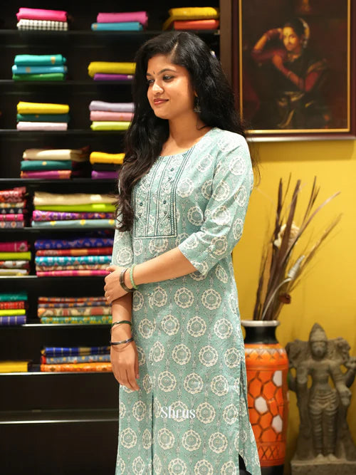 Readymade kurti