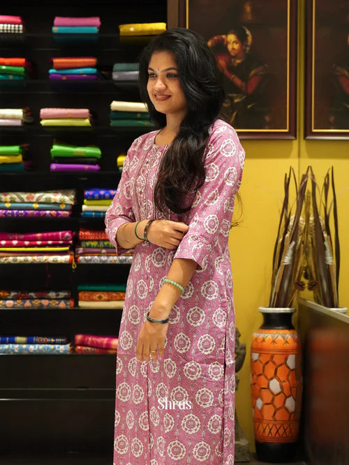 Readymade kurti