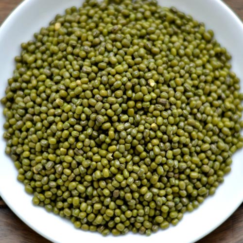 Green Moog Dal (Pachaipayaru)