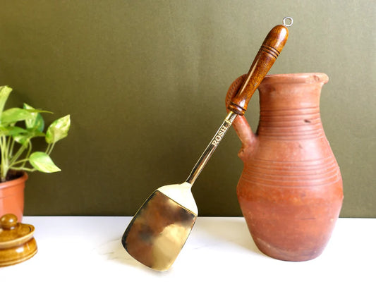 Laddle - Wooden Handle - Bronze - Vintage Style. (Dosa Karandi)
