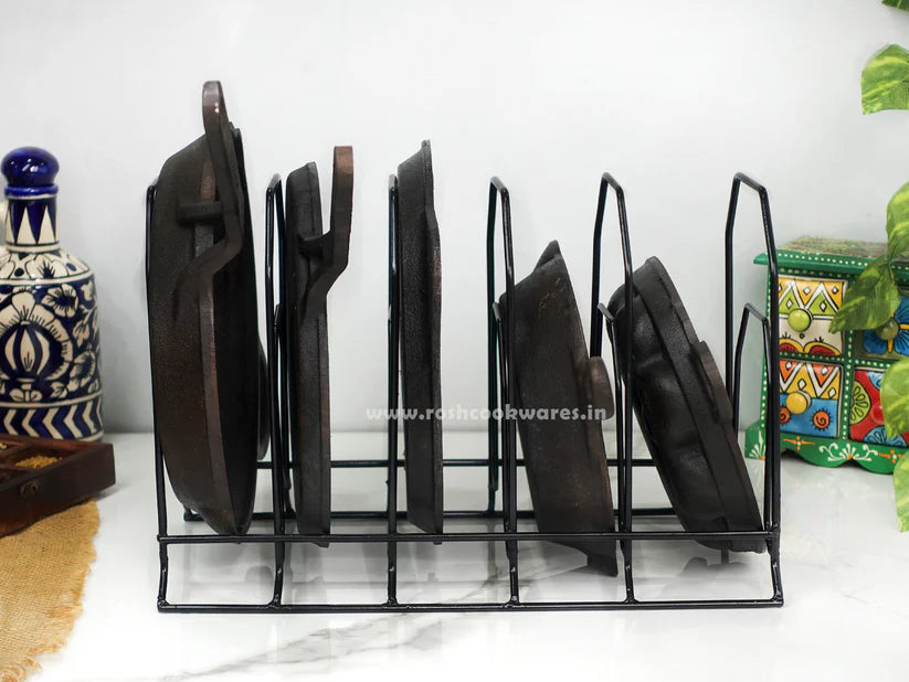 Storage Stand - Iron - Square Big . Suitable for storage of 9 to 10 products.