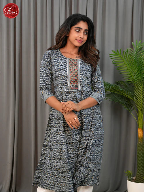 Readymade kurti