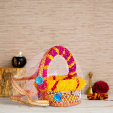 Laddu Gopal Basket with Handle - 7.5 x 6 Inches | Kanha Ji Ki Tokri with Cover/ Carry Basket for Laddu Gopal