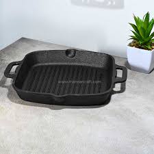 Twin handle grill pan